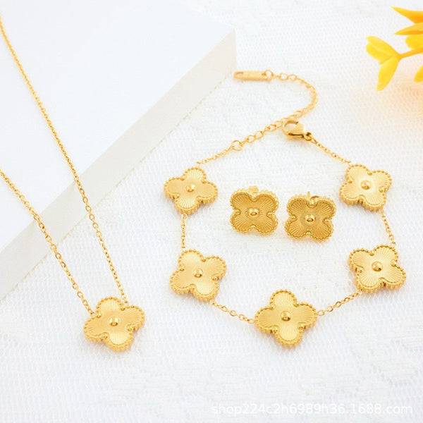 Stainless Steel Gold Plated Set Of Anti Tarnish Clover Jewellery Set For Girls And Women