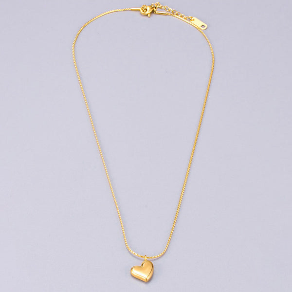 Gold-Plated Anti Tarnish Heart Themed Pendant