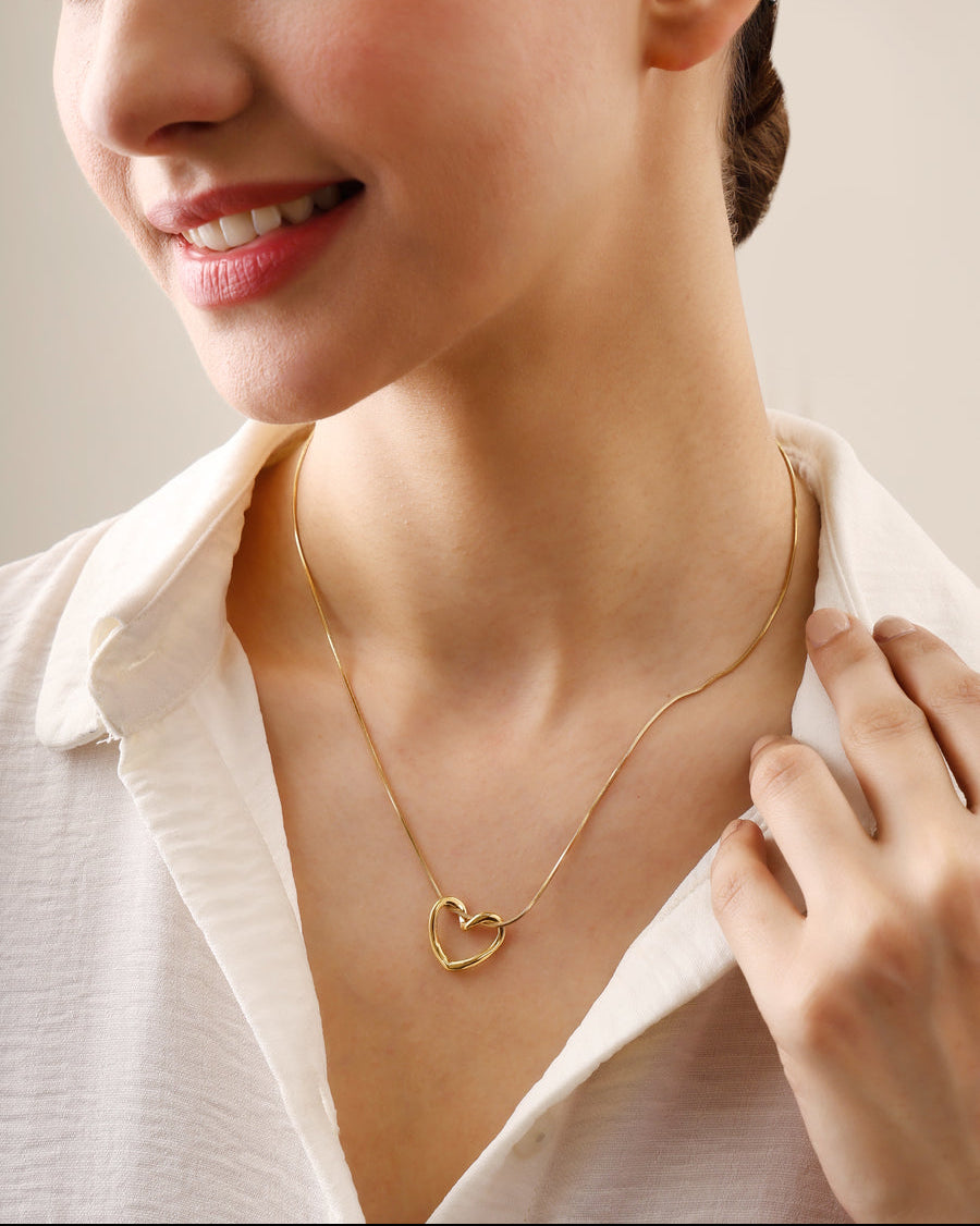 Gold-Plated Anti Tarnish Heart Themed Pendant

