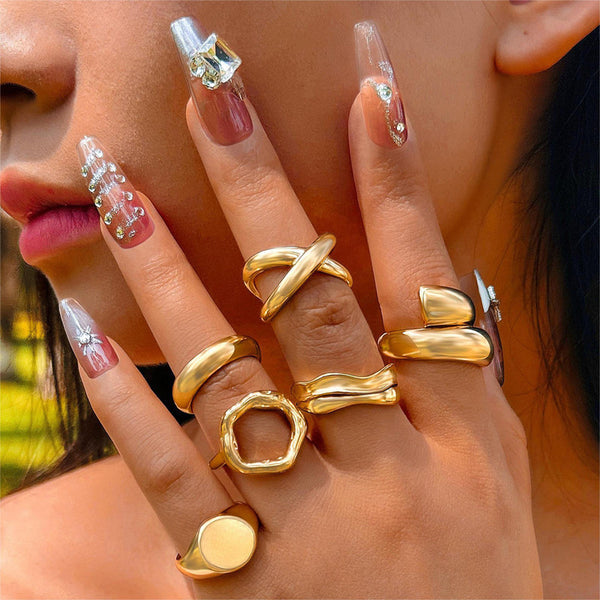 Trending Gold Plated Set of 6 Stackable Finger Rings