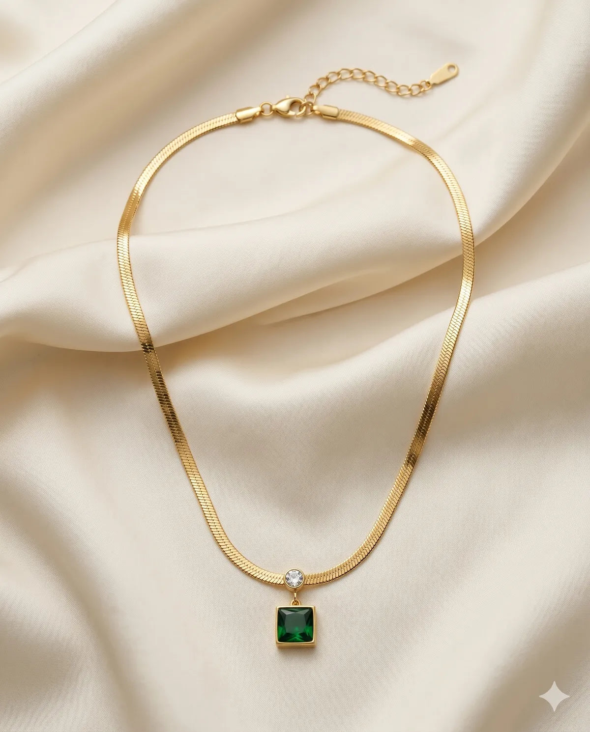 Premium Flat Herringbone Choker Square Emerald Pendant Necklace For Women