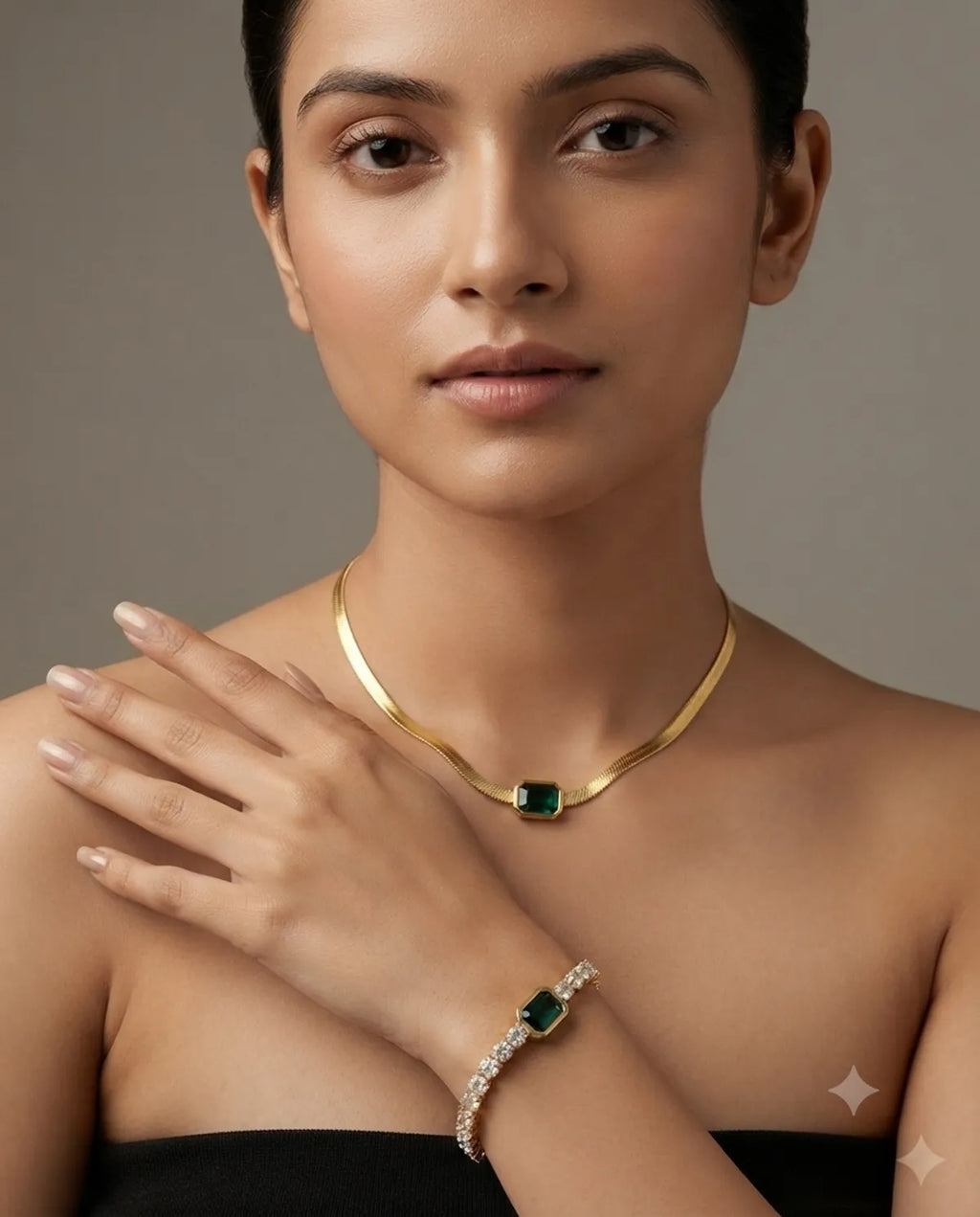 Gold Emerald Stone Jewelry Necklace Bracelet Combo Set
